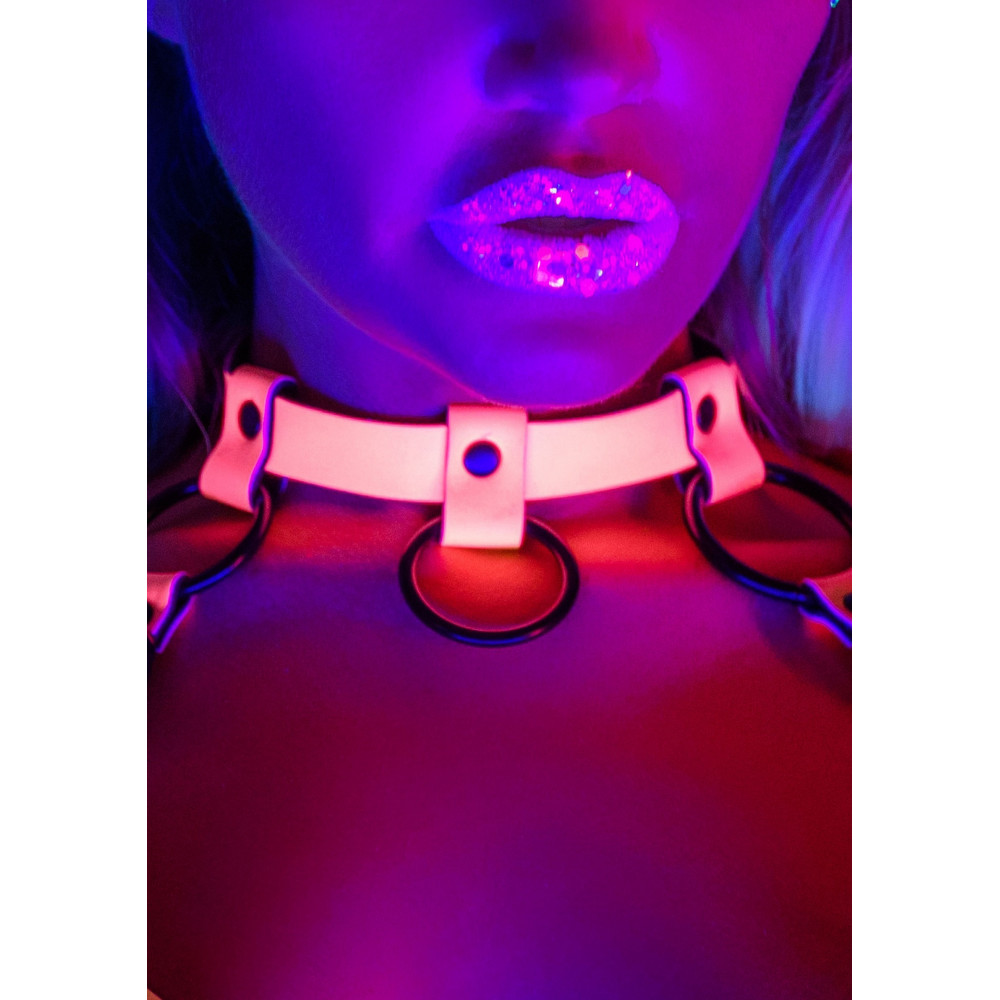 Різне - Портупея у вигляді бюстьє з відкритими чашками Taboom Glow In The Dark флуорисцентна, L/XL 6