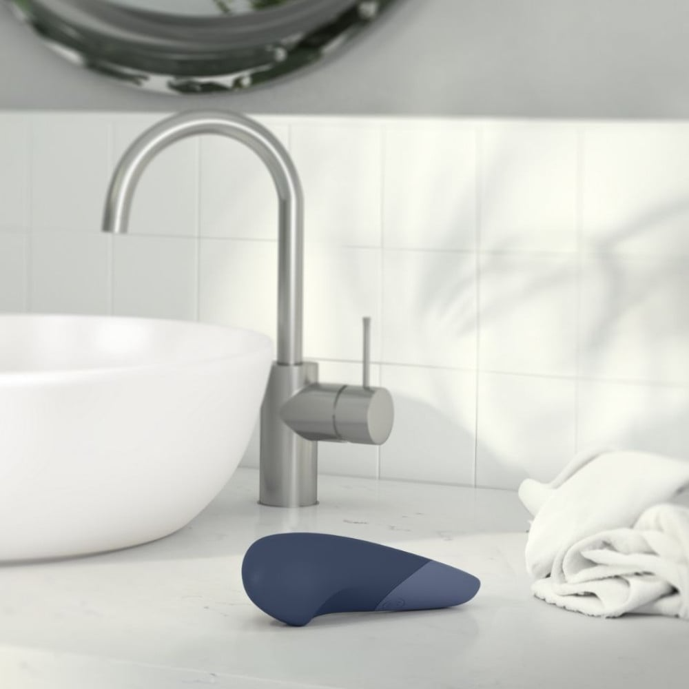 Разное - Вибратор для стимуляции клитора бесшумный Womanizer Vibe, темно-синий 9