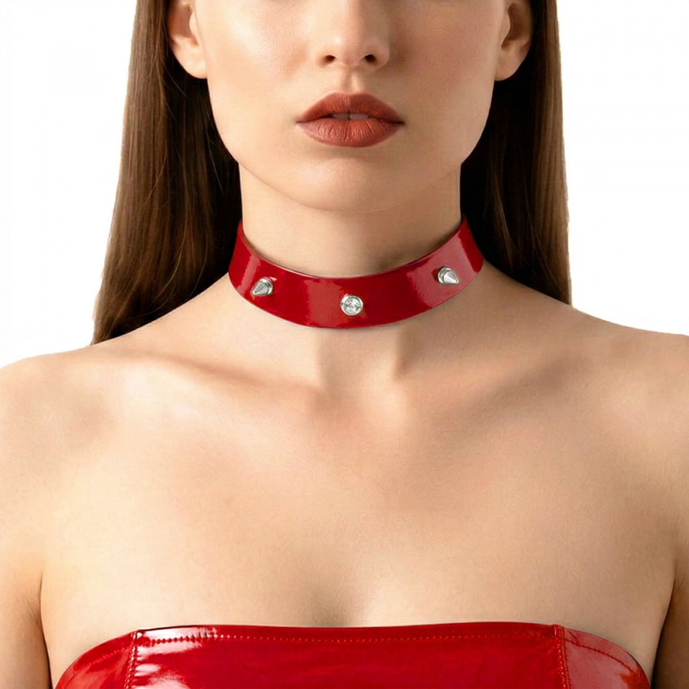  - Лакований чокер з шипами Art of Sex - Mistress, колір червоний, розмір S