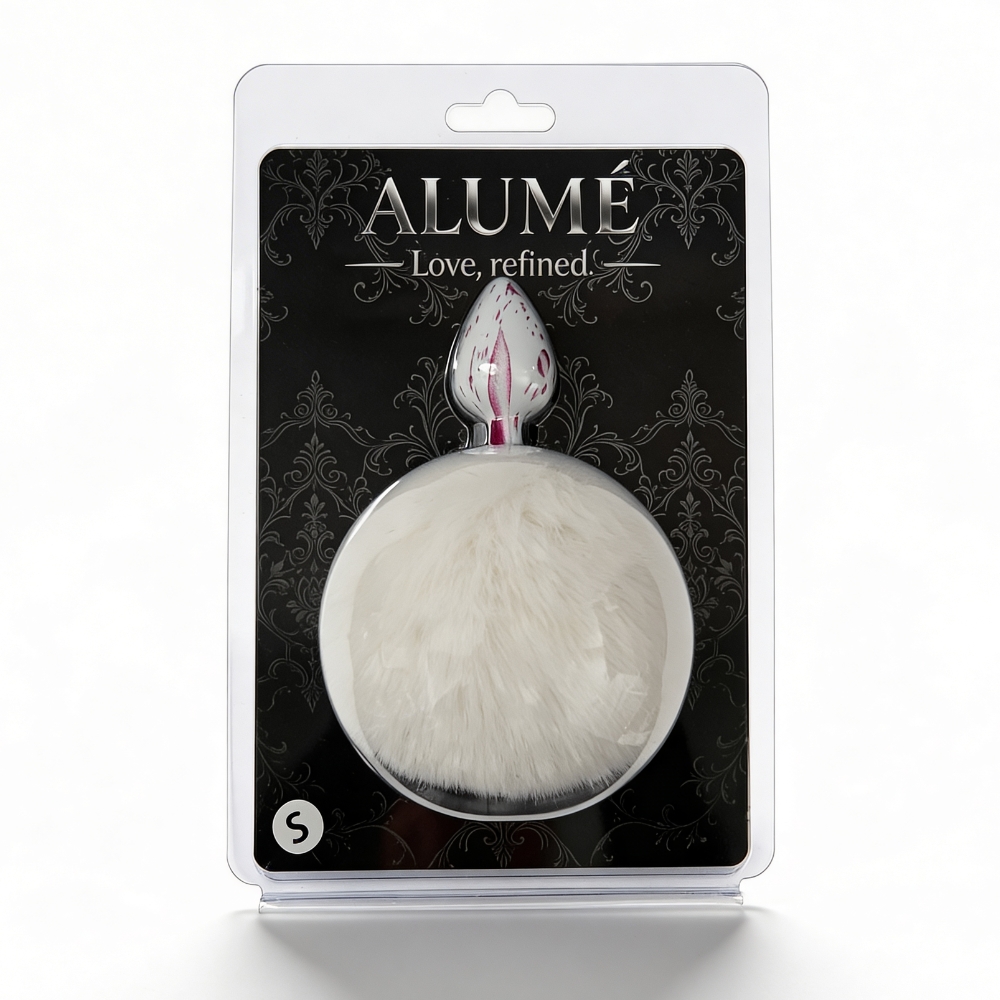 Анальные игрушки без вибрации - Анальная пробка с узором ALUME, S, металлическая белая с белым пушком, 7 х 2,8 см 1