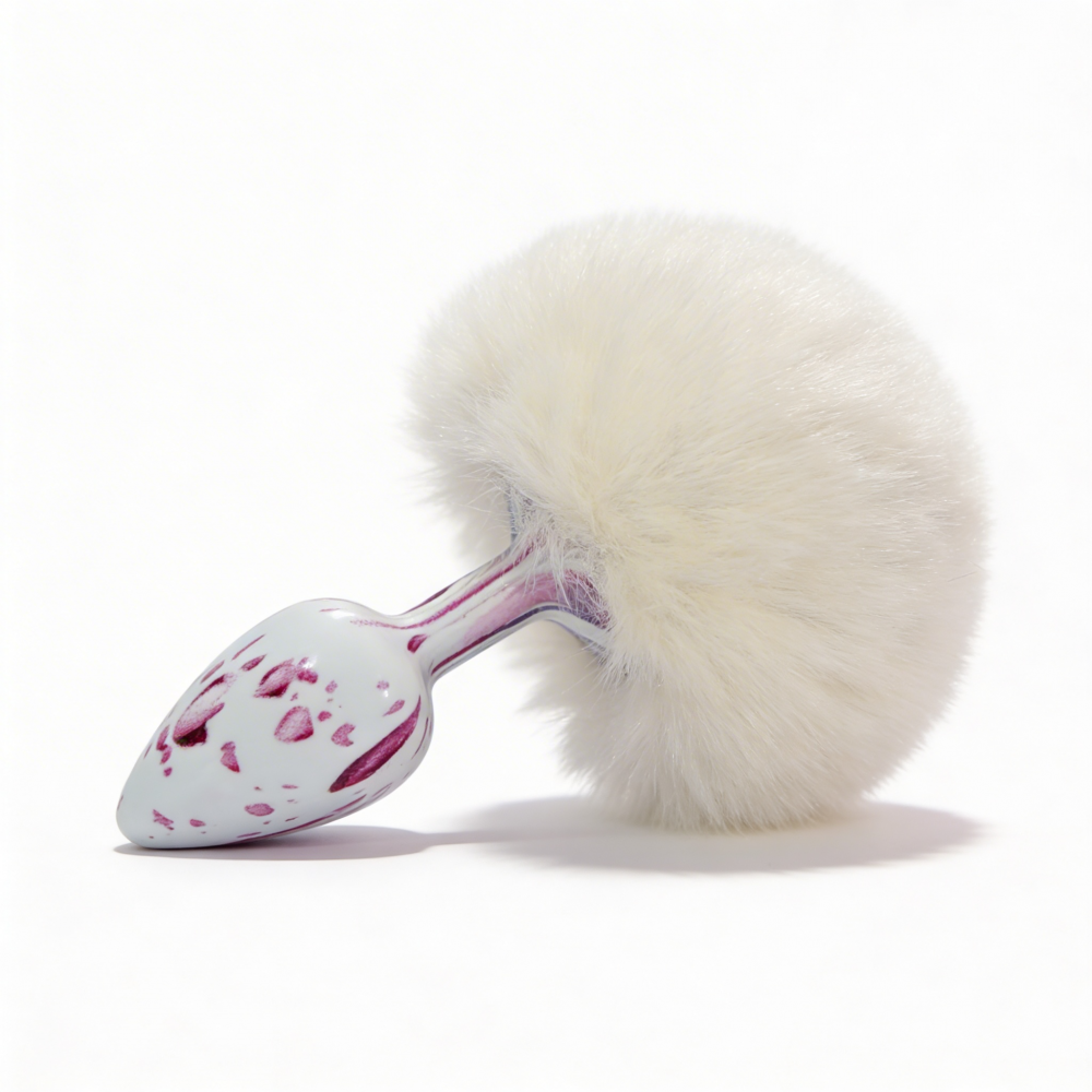 Анальные игрушки без вибрации - Анальная пробка с узором ALUME, S, металлическая белая с белым пушком, 7 х 2,8 см 4