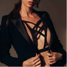 Портупея з перехресним плетивом на грудях MAZE Bijoux Indiscrets чорна, OS